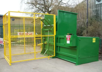2.5yd static compactor lifter